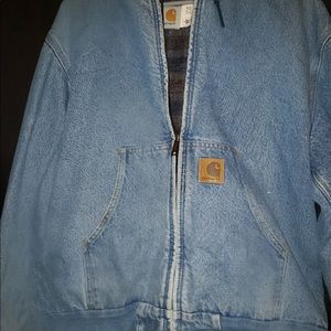 Mens or womens Large Carhartt Jacket!